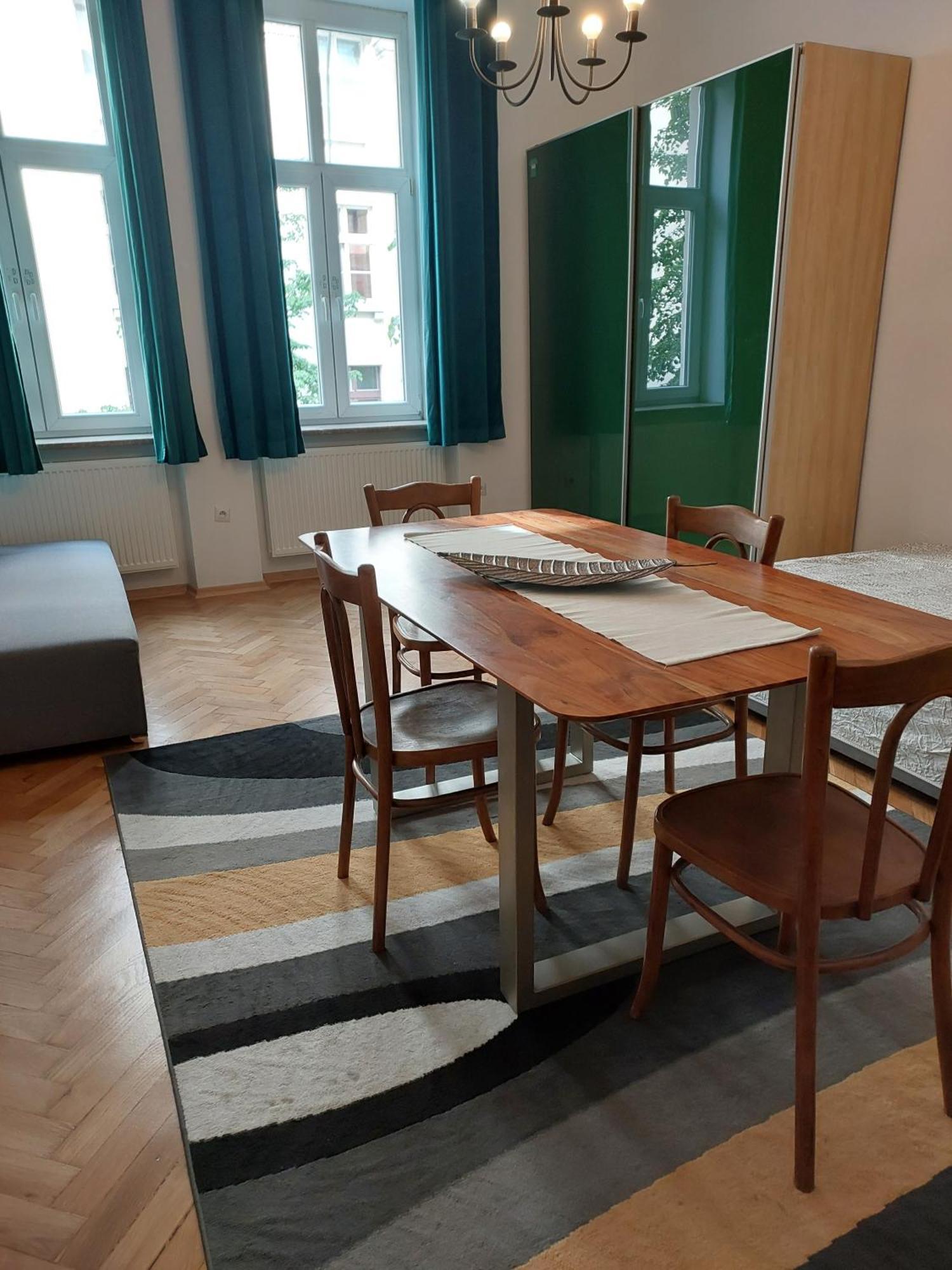 Apartment Mariacki Tower Cracóvia Exterior foto